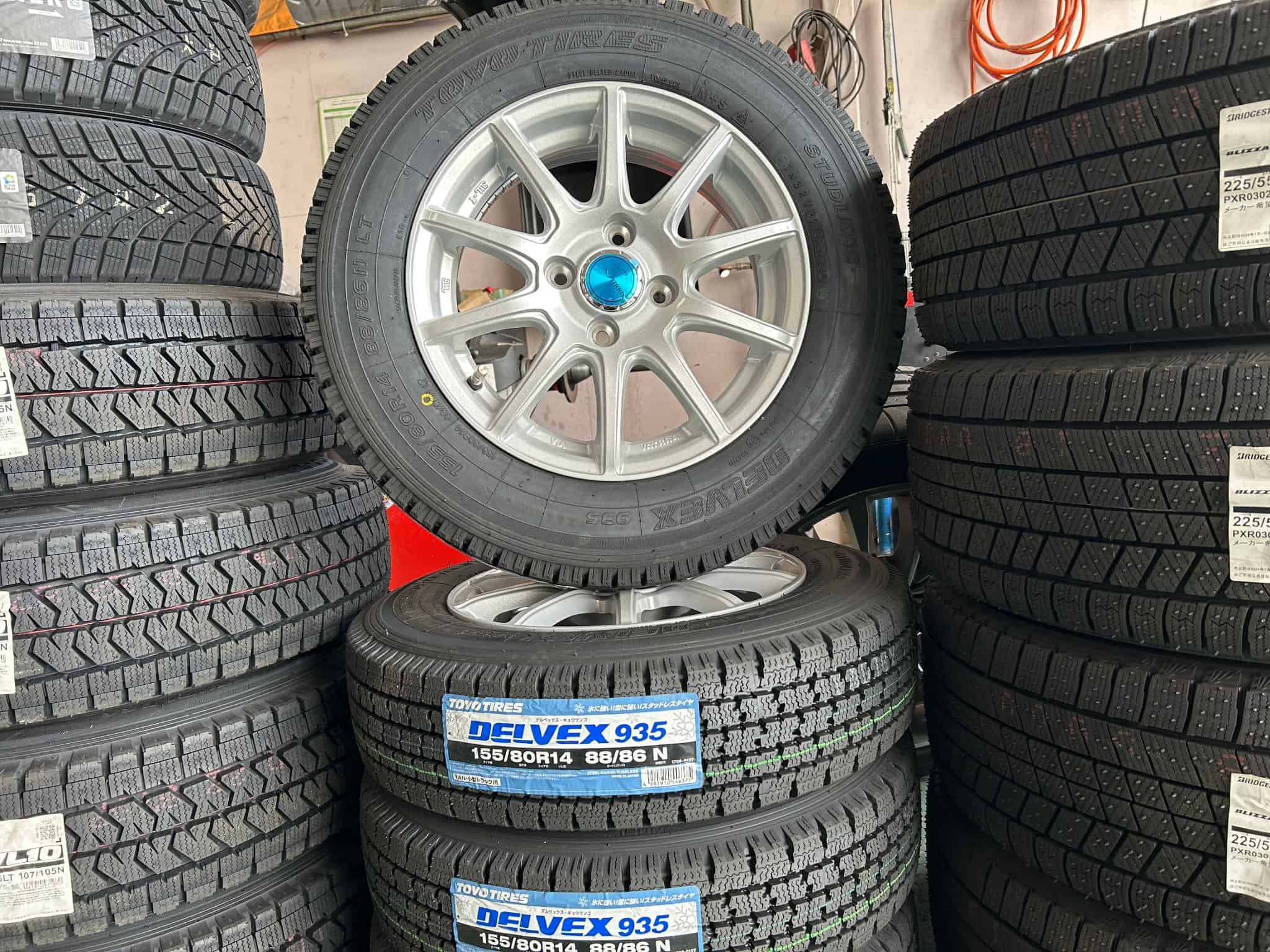 働く車のスタッドレス＋アルミセット　プロボックスへの画像