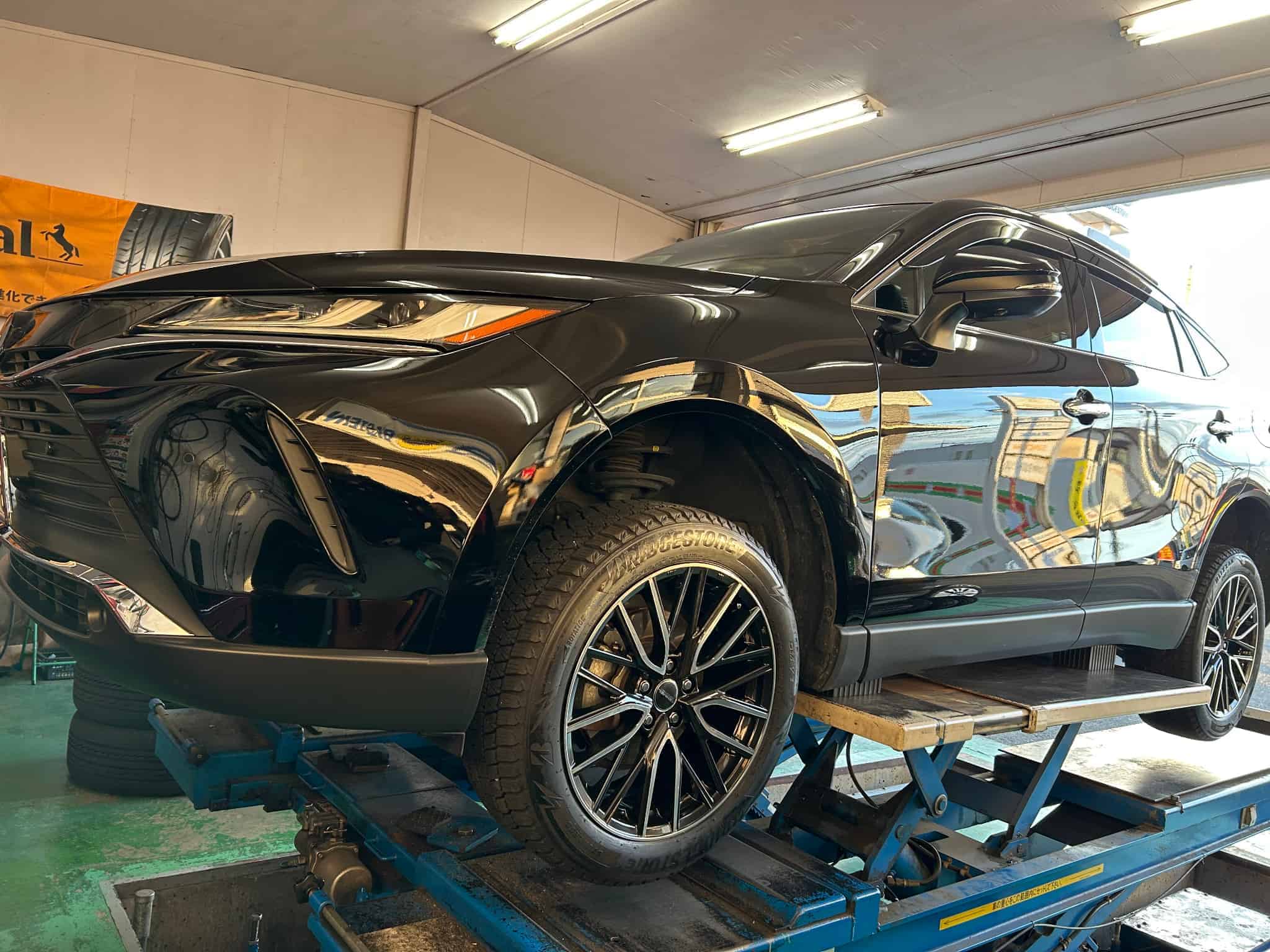 ハリアースタッドレス用に19インチアルミホイールの画像