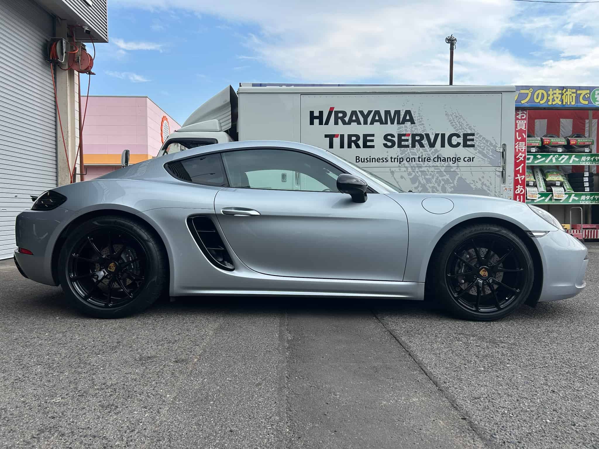 【えび】 ポルシェ718ケイマンにTWSホイール | 商品情報 | 新着情報