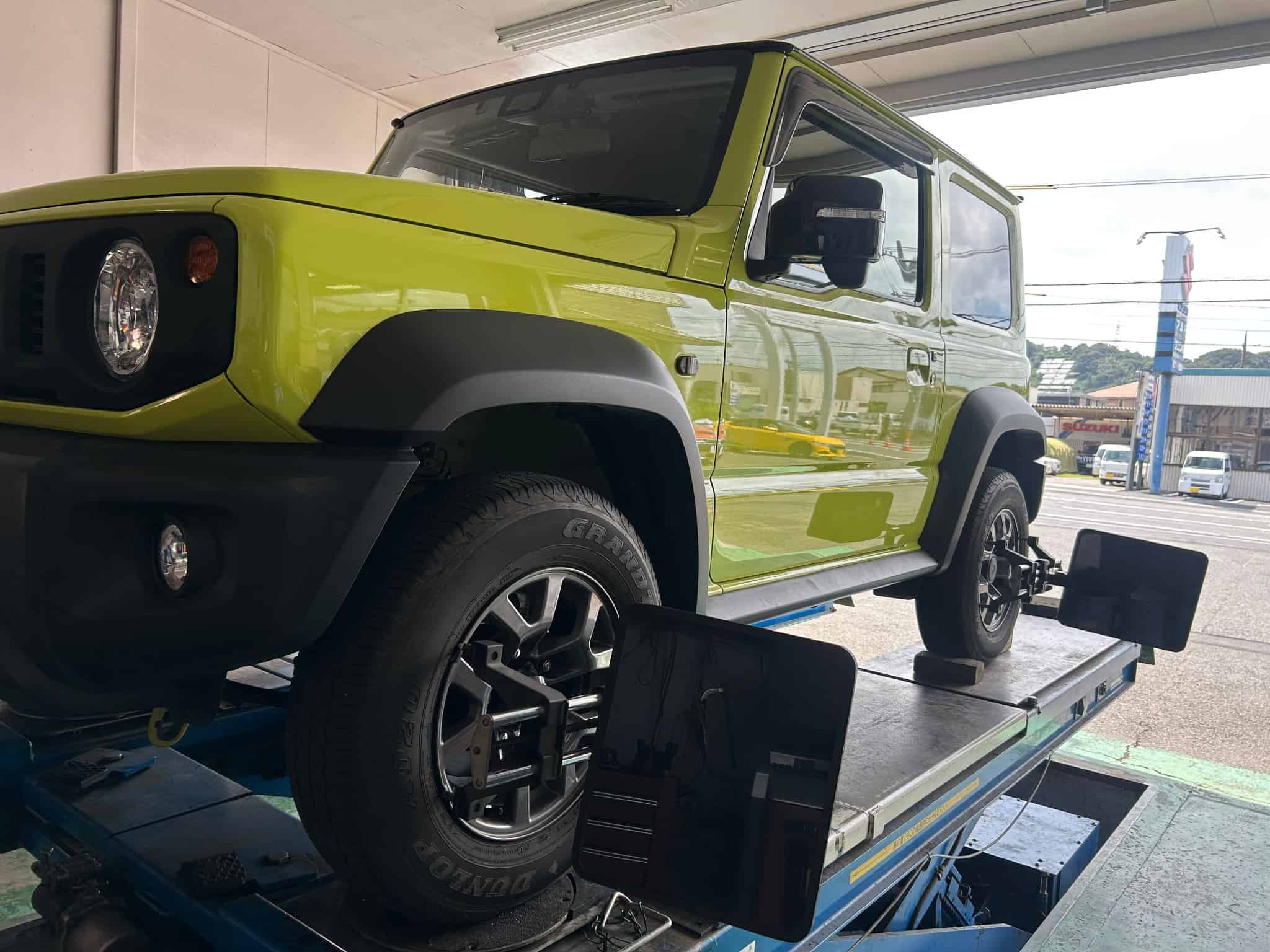 ジムニーシエラのアライメント調整の画像