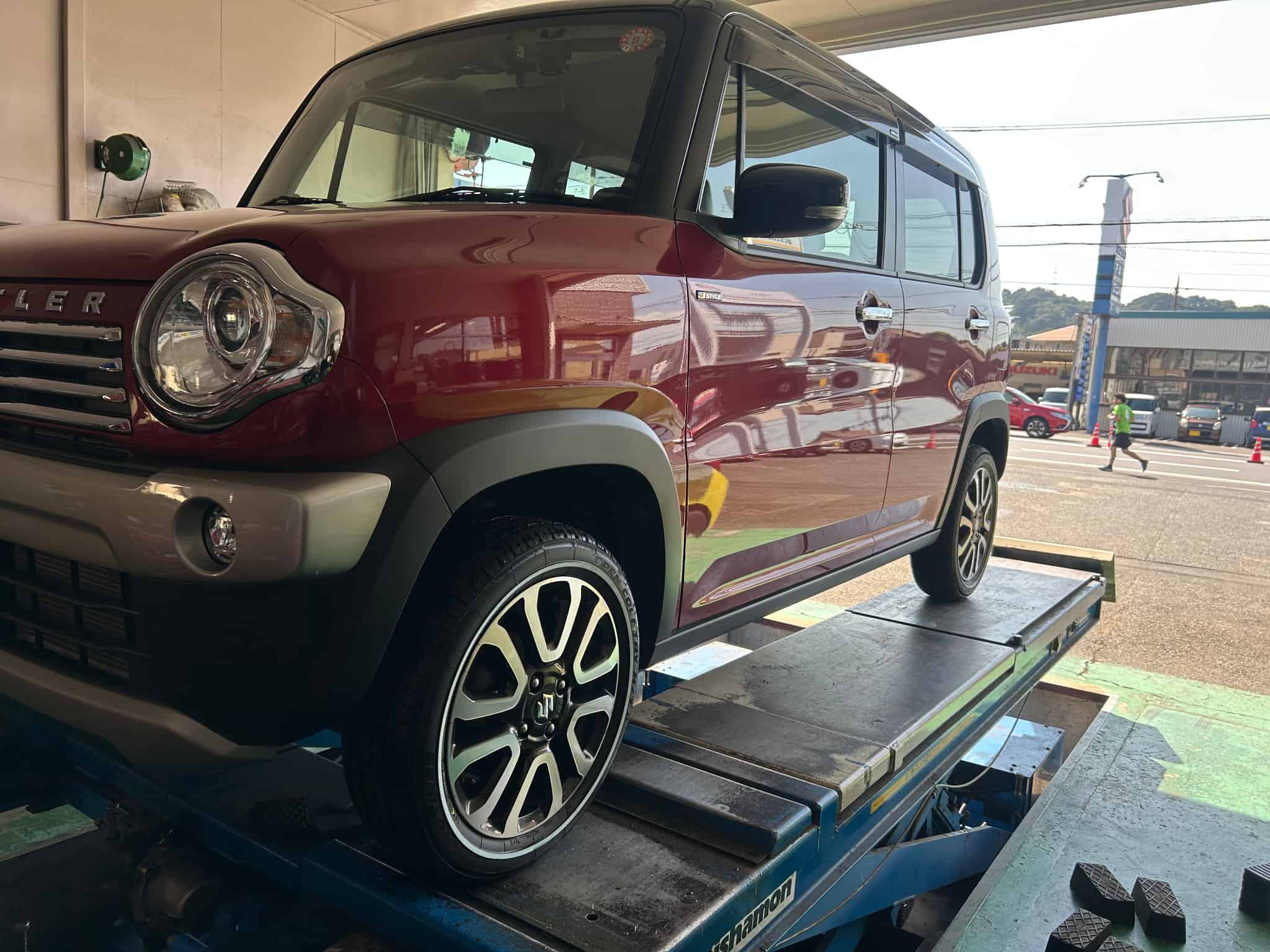 ハスラーへ　オープンカントリー　ホワイトリボンタイヤの画像