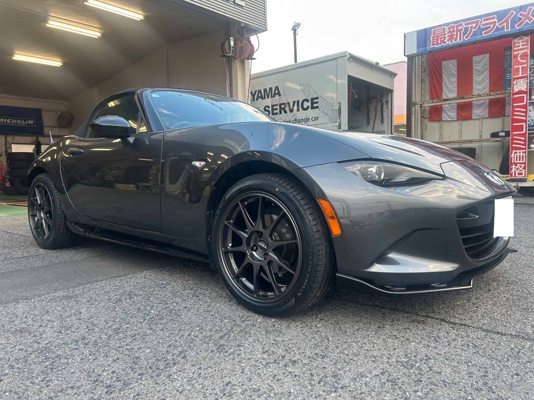 ロードスターへ　TWSホイール17インチ装着の画像