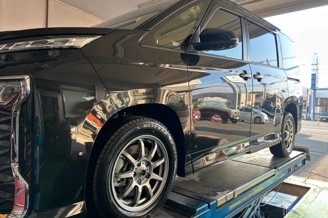 ノアへ ブリヂストンWZ-1スタッドレス＆アルミセット | 作業実績一覧