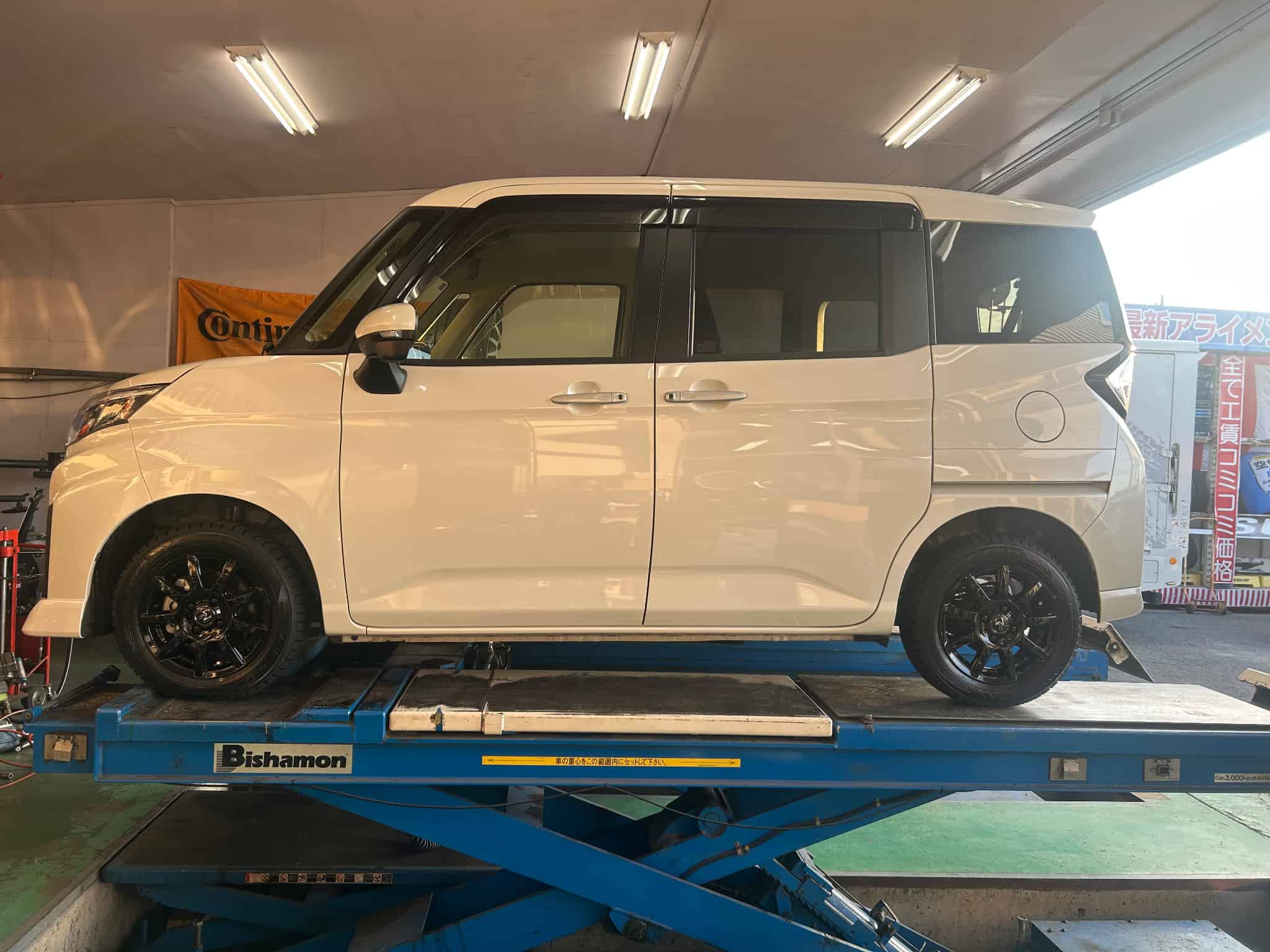 ルーミーへ　トーヨースタッドレス＆アルミセットの画像