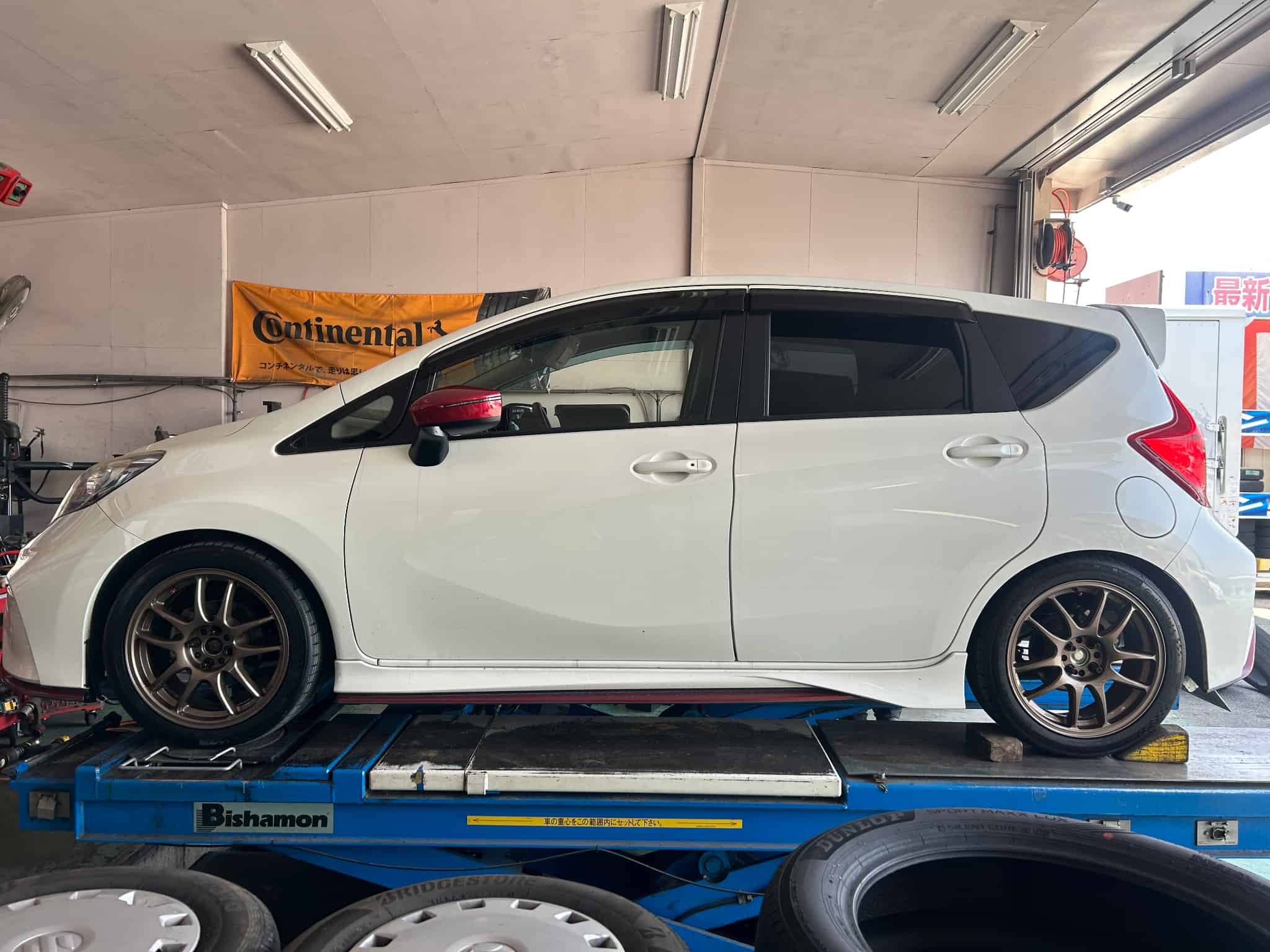 ノートニスモへ コンチネンタル17インチ | 商品情報 | 新着情報